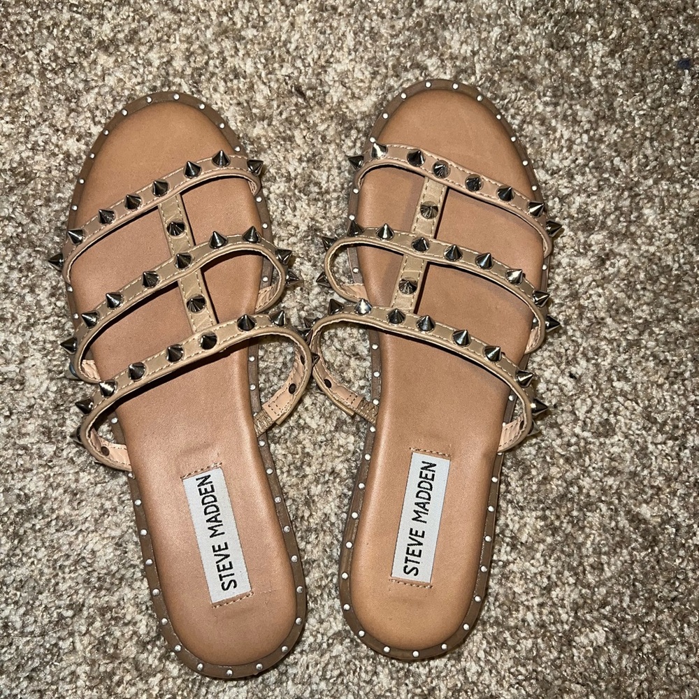 Steve Madden sandals